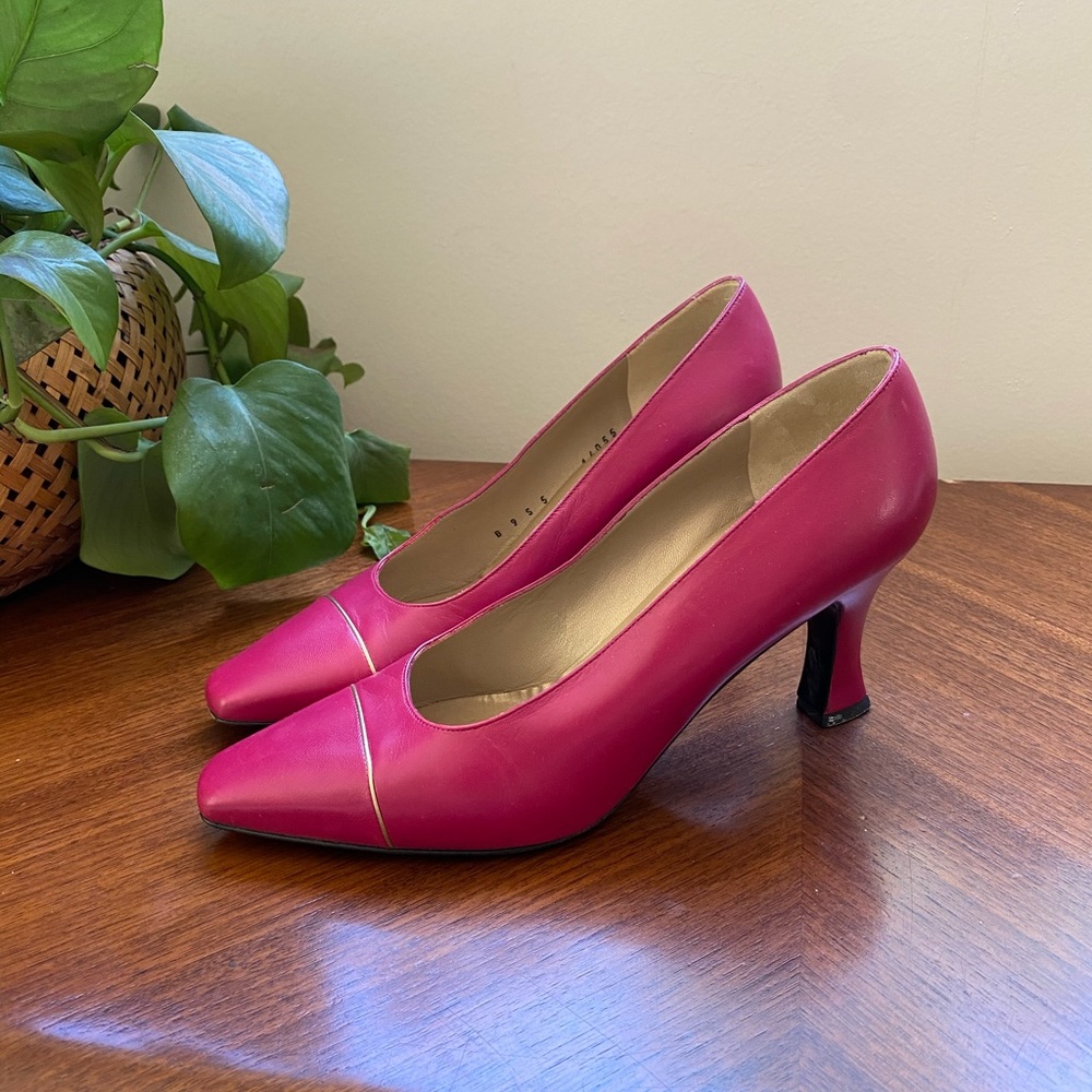 Vintage St. John Fuchsia Pink Heels- 8